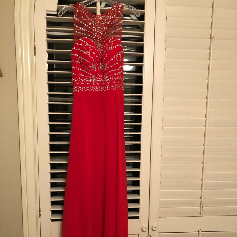 Homecoming/ prom dress Red